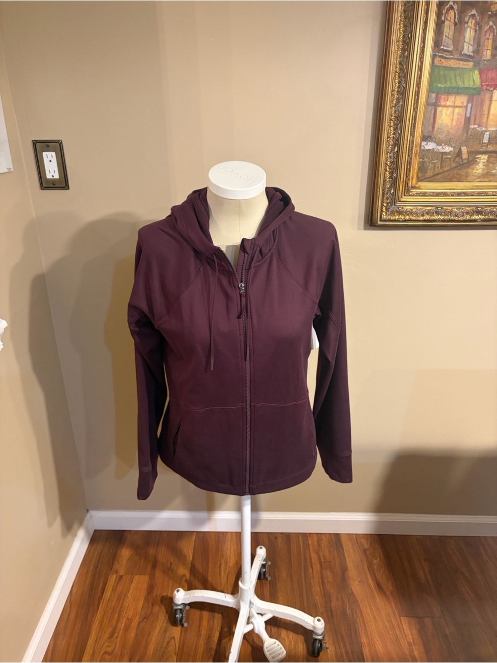 Women's unstoppable, full zip hoodie in burgundy
